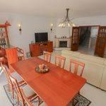 Rent 4 bedroom house of 250 m² in Alcantarilha e Pêra