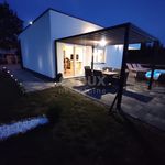 Rent 5 bedroom house of 105 m² in Potpićan