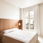 Rent 7 bedroom apartment of 240 m² in Paris 8e Arrondissement