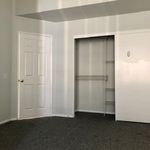 Rent 2 bedroom house of 94 m² in Long Beach