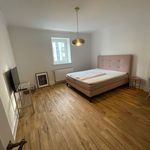Miete 5 Schlafzimmer wohnung von 128 m² in Hamburg