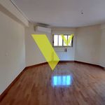 Rent 4 bedroom apartment of 271 m² in Kalamaki