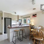 Rent 3 bedroom house of 379 m² in Portland
