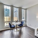 Rent 1 bedroom apartment of 764 m² in Chicago