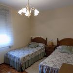 Alquilo 3 dormitorio casa de 74 m² en Carreño