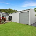 Rent 4 bedroom house of 316 m² in Cairns