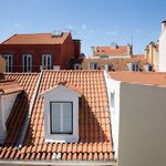 Rent a room of 65 m² in Lisboa