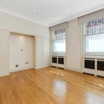 Rent 3 bedroom flat in The Square Mile