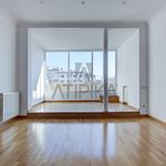 Rent 4 bedroom apartment of 168 m² in Barcelona