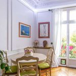 Rent a room of 80 m² in Paris