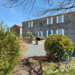 Rent 7 bedroom house of 201 m² in Cholet