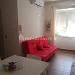 Rent 1 bedroom apartment of 60 m² in Napoli