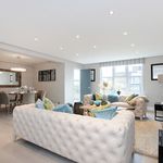 Rent 3 bedroom apartment of 101 m² in London