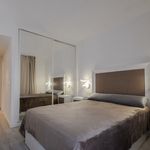 Rent 2 bedroom apartment of 129 m² in Marbella