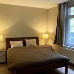 Huur 1 slaapkamer appartement van 80 m² in Bruxelles