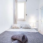 Rent a room of 320 m² in Barcelona