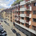 Affitto 4 camera appartamento di 104 m² in Turin