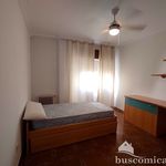 Alquilo 5 dormitorio apartamento de 180 m² en Boiro