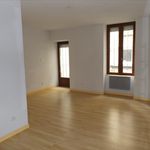 Appartement de 25 m² avec 1 chambre(s) en location à Billom
