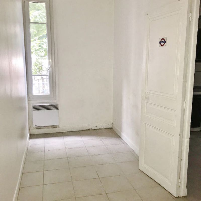 Appartement 1 pièce Versailles 17.00m² 640€ à louer - l'Adresse