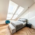 Miete 3 Schlafzimmer wohnung von 200 m² in Berlin