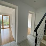 Rent 4 bedroom house of 81 m² in Bures-sur-Yvette