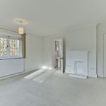 Rent 5 bedroom apartment in Weybridge