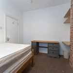 Rent 5 bedroom apartment in Brighton