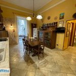 Rent 4 bedroom apartment of 120 m² in Roma