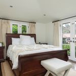 Rent 5 bedroom apartment of 464 m² in Santa Monica