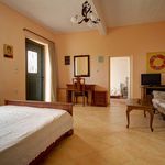 Rent 2 bedroom house of 100 m² in Grimpiliana