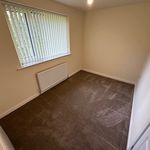 Rent 2 bedroom flat in Wakefield