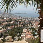 Rent 3 bedroom apartment of 180 m² in Voula