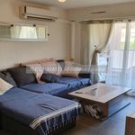 Rent 1 bedroom apartment in Cavalaire-sur-Mer