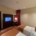 Rent 3 bedroom apartment of 151 m² in Dubai