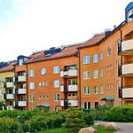 Rent 2 bedroom apartment of 85 m² in Linköping
