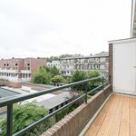 Huur 1 slaapkamer huis van 66 m² in Den Haag
