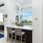 Rent 4 bedroom apartment of 304 m² in La Quinta