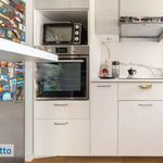 Affitto 2 camera appartamento di 72 m² in Milan
