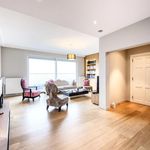 Rent 3 bedroom apartment of 259 m² in Brussel