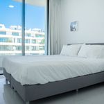 Alquilo 3 dormitorio apartamento de 133 m² en Estepona