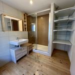 Rent 4 bedroom apartment in Estavayer
