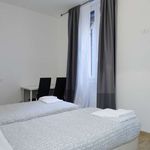 Rent a room of 160 m² in Milano