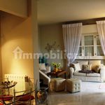 Rent 4 bedroom house of 150 m² in Pietrasanta