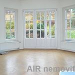 Rent 6 bedroom house of 145 m² in Praha