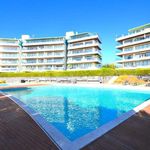 Rent 4 bedroom apartment of 205 m² in Cascais
