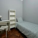 Rent 14 bedroom apartment in Lisboa