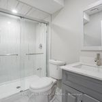 Rent 3 bedroom apartment of 31 m² in Ontario