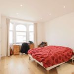 Rent a room of 300 m² in Sint-Lambrechts-Woluwe