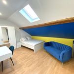 Rent a room of 260 m² in Paris